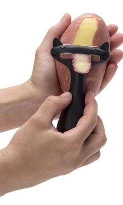 PELEG DESIGN Catpeeler | VEGETABLE PEELER 13 PELEG DESIGN Catpeeler | VEGETABLE PEELER -Restyle Sales Shop Catpeeler VEGETABLE PEELER 5 700x700