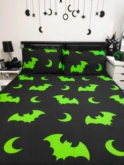 HELLS BLANKETS Creature Of The Night [Toxic] | SUPER KING QUILT SET** -Restyle Sales Shop Hells Blankets Creatureofthenight 25 03c0edf6 0c66 498c 97d2 0d6baba20ffe 700x700
