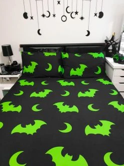 HELLS BLANKETS Creature Of The Night [Toxic] | SUPER KING QUILT SET** -Restyle Sales Shop Hells Blankets Creatureofthenight 26 53036f45 9bbe 4d8f 899b 5f9c622ec3c6 700x700