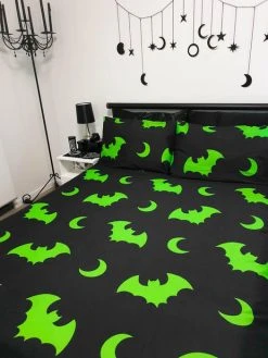 HELLS BLANKETS Creature Of The Night [Toxic] | SUPER KING QUILT SET** -Restyle Sales Shop Hells Blankets Creatureofthenight 28 4155a146 2a52 4350 9be5 ed5b4a1ed4bd 700x700