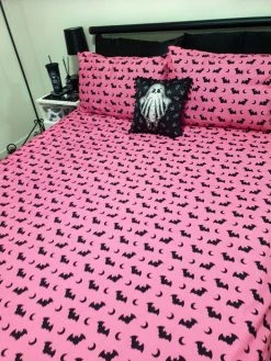 HELLS BLANKETS Sweet Darkness | QUEEN QUILT SET 21 HELLS BLANKETS Sweet Darkness | QUEEN QUILT SET -Restyle Sales Shop Hells Blankets Sweet Darkness Quilt Set 08 25ae958f eadc 4068 a704 a51af5770d4e 700x700