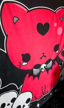 BESERK CRYPT Fanged Familiar | TAPESTRY BLANKET 11 BESERK CRYPT Fanged Familiar | TAPESTRY BLANKET -Restyle Sales Shop beserk crypt fanged familiar printed tapestry 04 6e807a7a 70a5 4444 ac9e a8bc4f4cae40 700x700