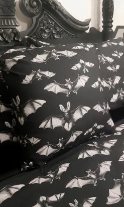 HELLS BLANKETS Midnight Flight | KING QUILT SET 11 HELLS BLANKETS Midnight Flight | KING QUILT SET -Restyle Sales Shop beserk midnight flight quilt set 1 89a418e0 dcd1 4196 af00 bebfb2f010ed 700x700