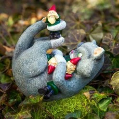 BIGMOUTH Cat Gnome Massacre | GARDEN GNOME -Restyle Sales Shop bigmouth cat gnome massacre garden gnome 2 83ef4db3 5db8 4fc2 b019 95d616da84a4 700x700