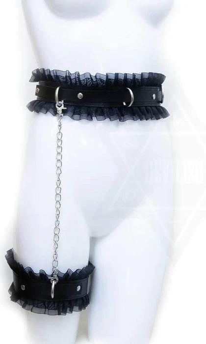 DEVIL666ISH Fetish Girl | BELT & GARTER SET 3 DEVIL666ISH Fetish Girl | BELT & GARTER SET