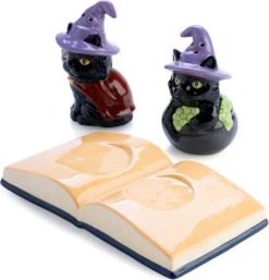 HOMEWARES Black Cats | SALT & PEPPER SET -Restyle Sales Shop homewares flavour mates black cats salt pepper set 2 a91a831c 5016 4b66 9aaf 54b6e66a95fc 700x700