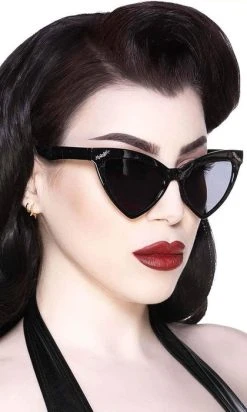 KILLSTAR Bat An Eye [Black Glitter] | SUNGLASSES