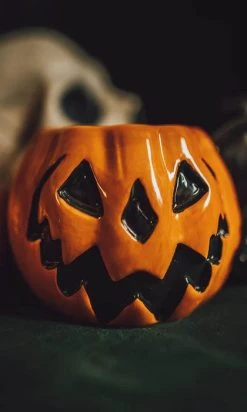 LIVELY GHOSTS Haunted Hallows | MUG -Restyle Sales Shop lively ghosts haunted hallows mug 5 d70bc292 c4dd 4496 aad0 9bb4a05dcd01 700x700