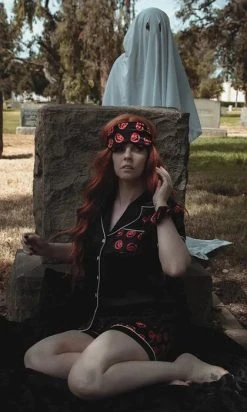 LIVELY GHOSTS Nocturnal Autumn | SLEEPWEAR SET -Restyle Sales Shop lively ghosts nocturnal autumn sleepwear set 18 700x700