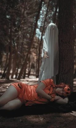 LIVELY GHOSTS Samhain Sleepwalker | SLEEPWEAR SET -Restyle Sales Shop lively ghosts samhain sleepwalker sleepwear set 12 700x700