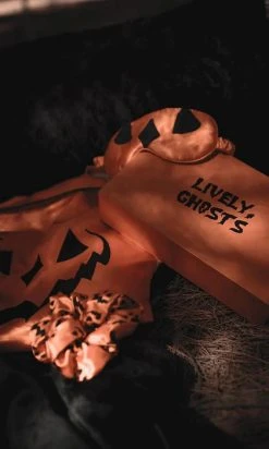 LIVELY GHOSTS Samhain Sleepwalker | SLEEPWEAR SET -Restyle Sales Shop lively ghosts samhain sleepwalker sleepwear set 16 700x700