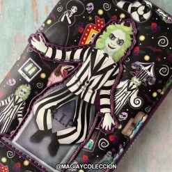 LOUNGEFLY Beetlejuice: Icons | ZIP PURSE -Restyle Sales Shop loungefly beetlejuice icons zip purse 8 e949de2a 0c58 4411 ad9b eb96801262c0 700x700