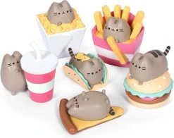 Pusheen Series 3 | MYSTERY MINIS [BLIND BOX]