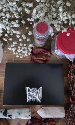 PVMPKIN ART Lovecats | GREETING CARD -Restyle Sales Shop pvmpkin art lovecats greeting card 5 ac263ab1 f35a 4e4b a77e d7e4a3a7b085 700x700