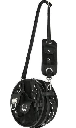 RESTYLE Utility Pocket | ROUND BAG 15 RESTYLE Utility Pocket | ROUND BAG -Restyle Sales Shop restyle utility pocket round bag 2 24d6bb80 26bd 4ff9 acab 71bae19f00a2 700x700