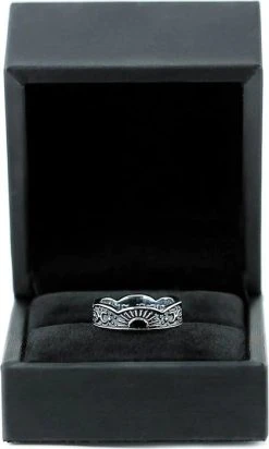 ROGUE AND WOLF Moonrise [Blackened Steel] | RING -Restyle Sales Shop rogue and wolf moonrise blackened steel ring 9 cb37bd73 0645 4a1f 89ff 18dda3433349 700x700