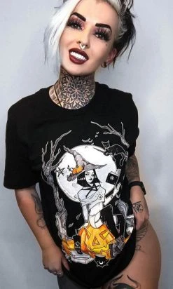 TWISTED Witching Hour | T-SHIRT