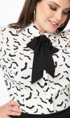 UNIQUE VINTAGE Bats [White/Black] | POWER PLAY TOP -Restyle Sales Shop unique vintage smak parlour white black bats power play top 8 64b5ea3d 6bc2 4212 9904 87ed7180d0db 700x700